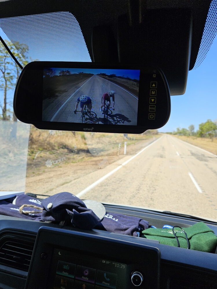 28°C Air Temperature, 40°C Road Temperature Support van dashboard showing an outside temperature of 28°C on the road to Fitzroy Crossing